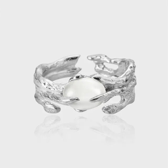 Irregular White Agate Ring